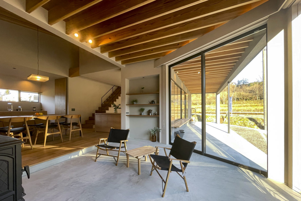 白鳥の家　アウトドアリビング　新築工事　岐阜県郡上市白鳥町